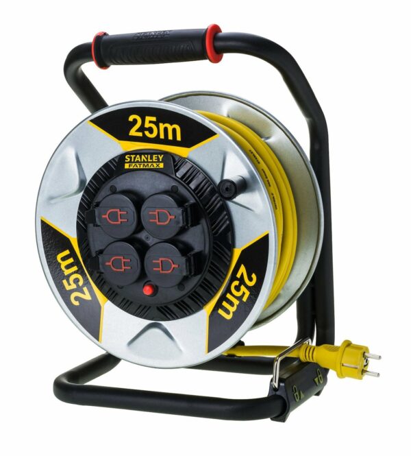 Ilgintuvas ritėje Stanley 25m 3x1,5mm 16A IP44 3000 W
